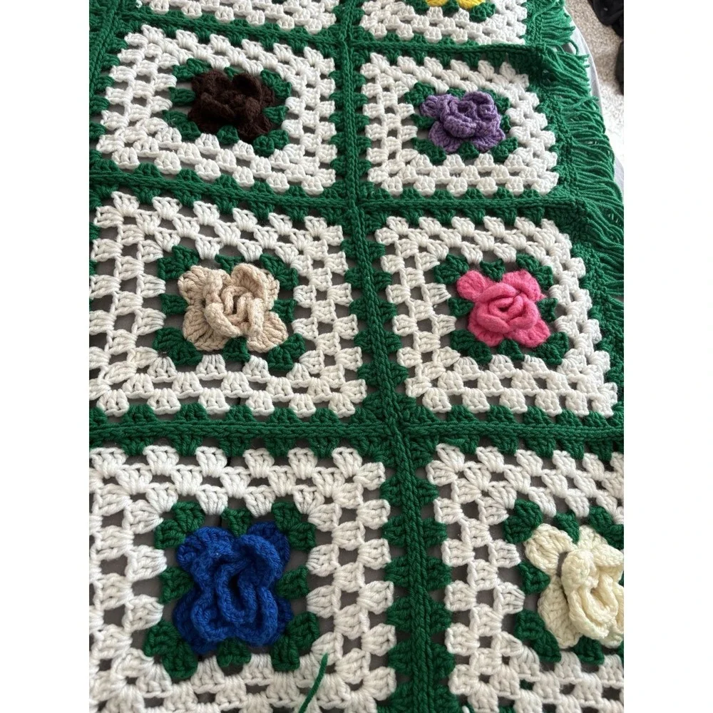 Grannycore‎ Floral Square Crochet Afghan Throw Lap Blanket 67